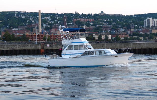 happy hooker charter boat on lake superior